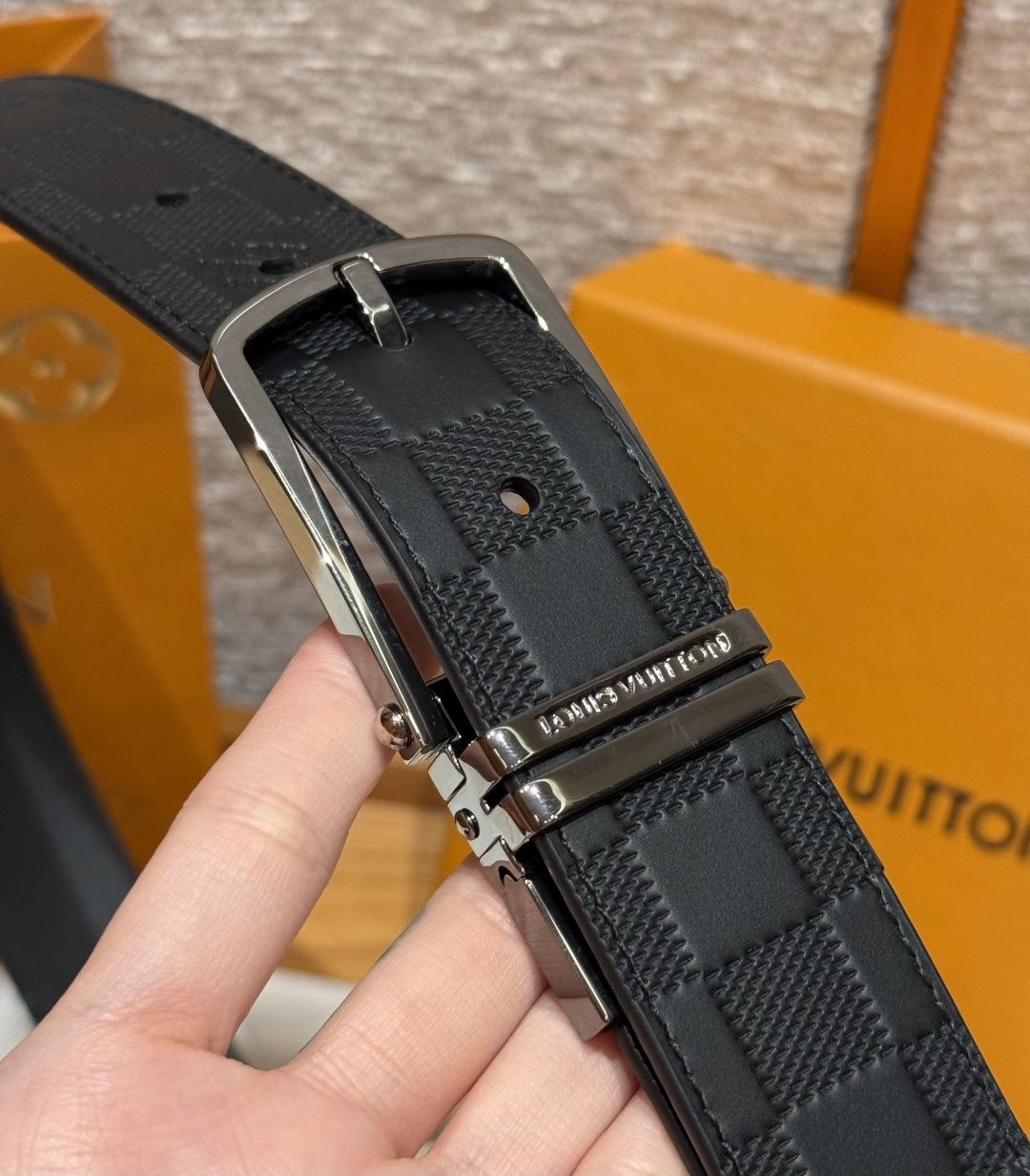 루이비통 JD350 슬렌더 35mm 양면 벨트 상세 이미지 5