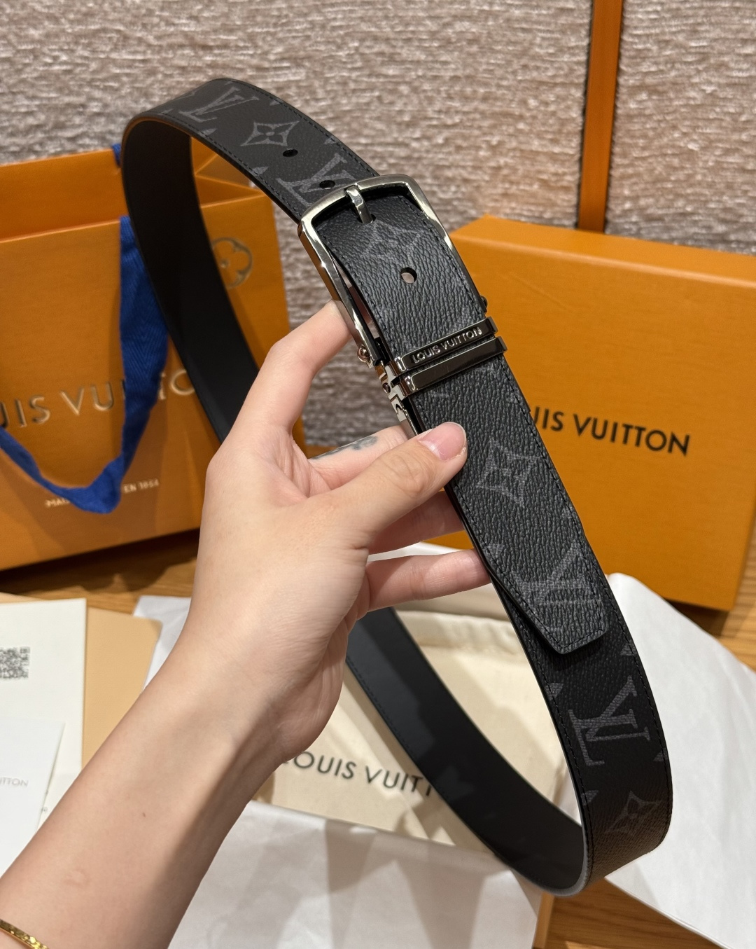 루이비통 JD350 슬림 리버시블 벨트 상세 이미지 3