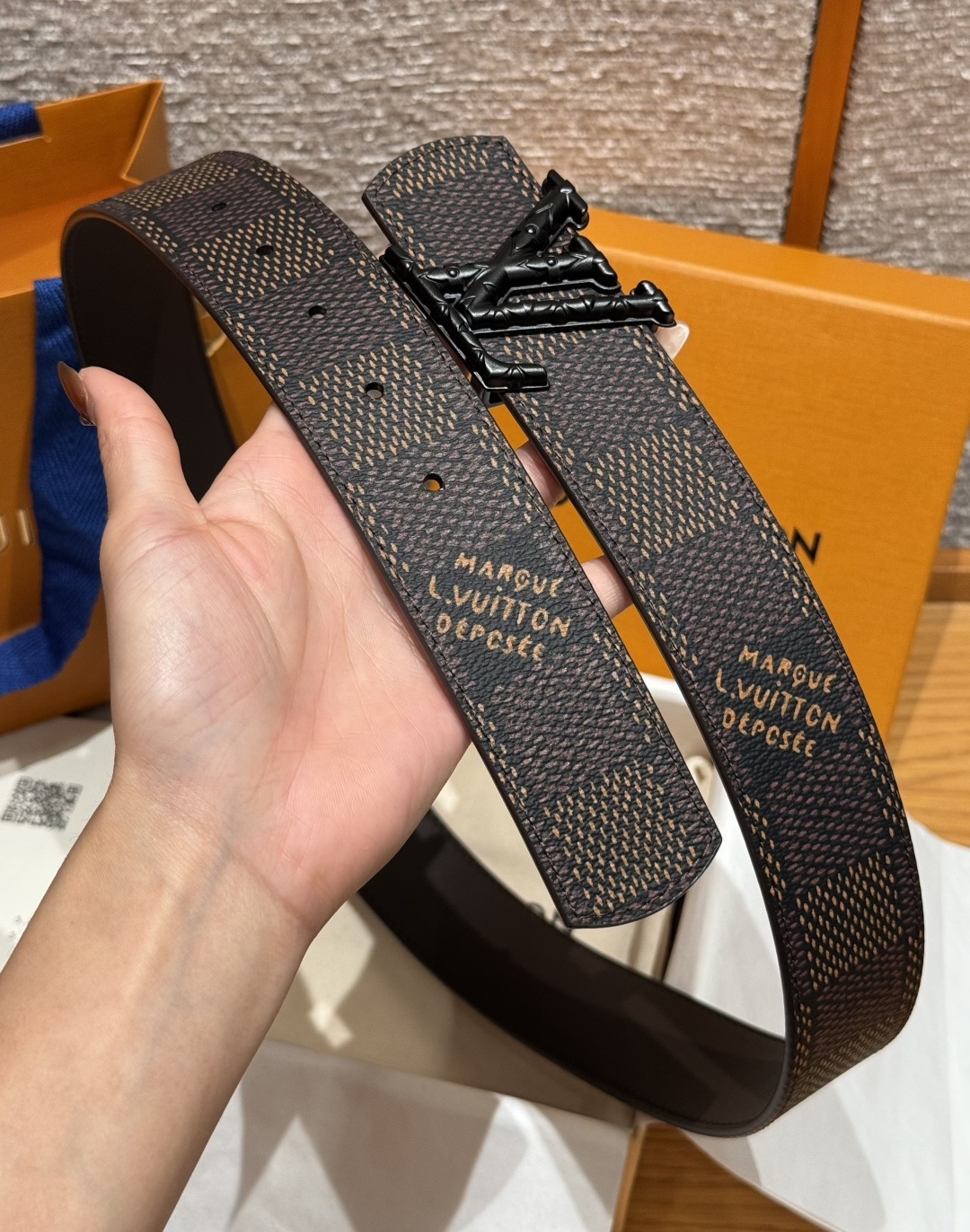 루이비통 이니셜 다모플라주 40mm 리버시블 벨트 상세 이미지 5