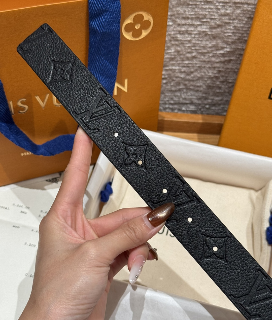 루이비통 디멘션 리버시블 벨트 상세 이미지 8