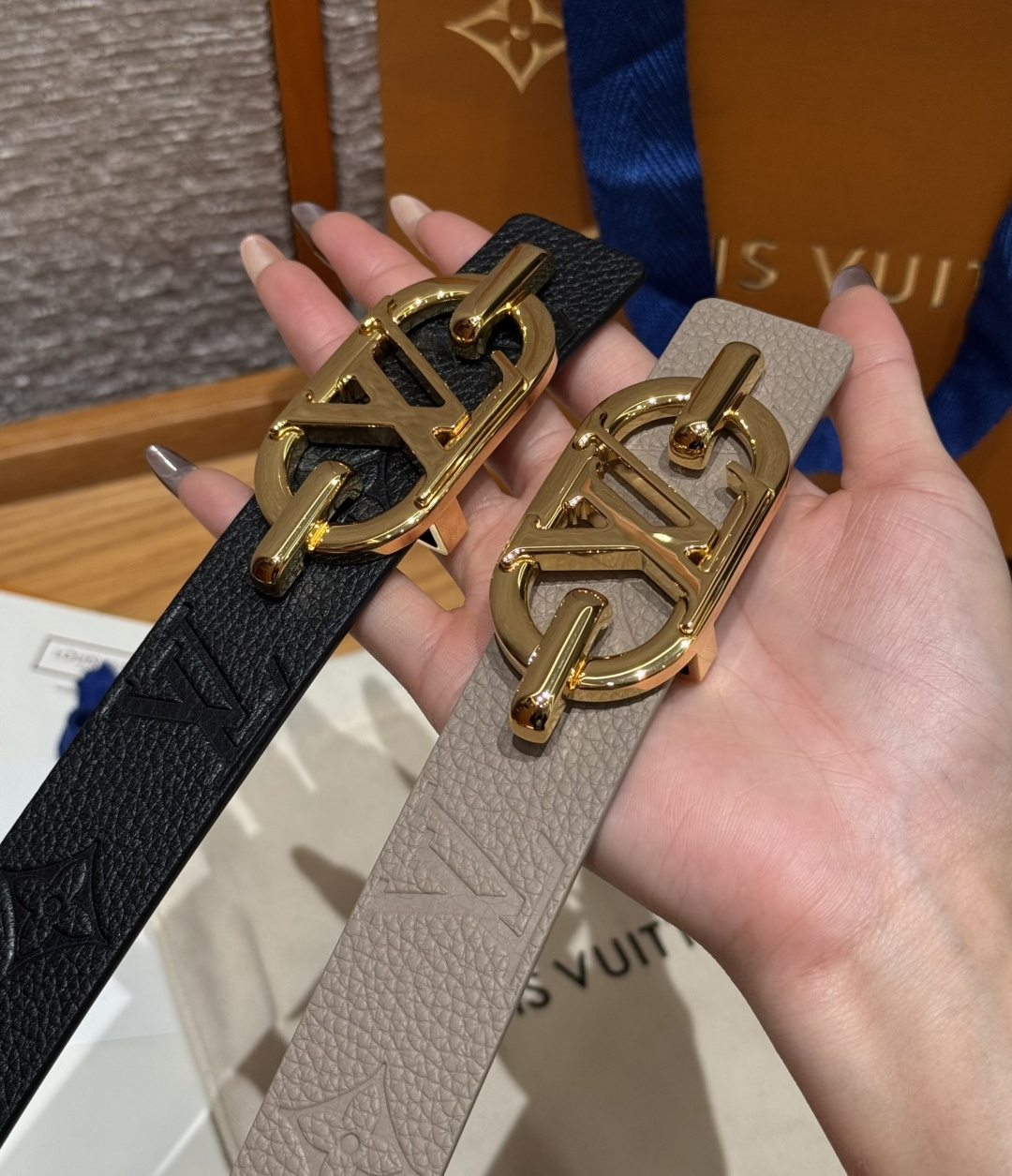 루이비통 30mm 리버서블 가죽 벨트 상세 이미지 4