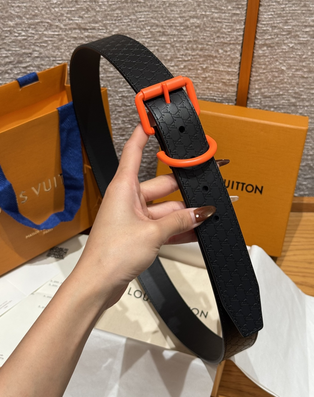 루이비통 40mm 핀 버클 벨트 상세 이미지 3