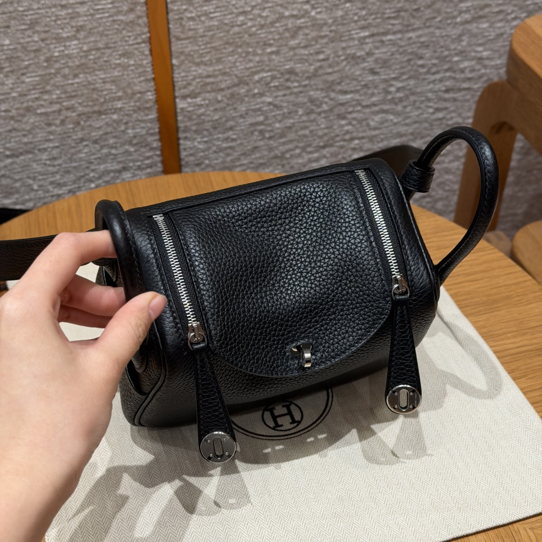 Hermès Lindy 19cm (noir)