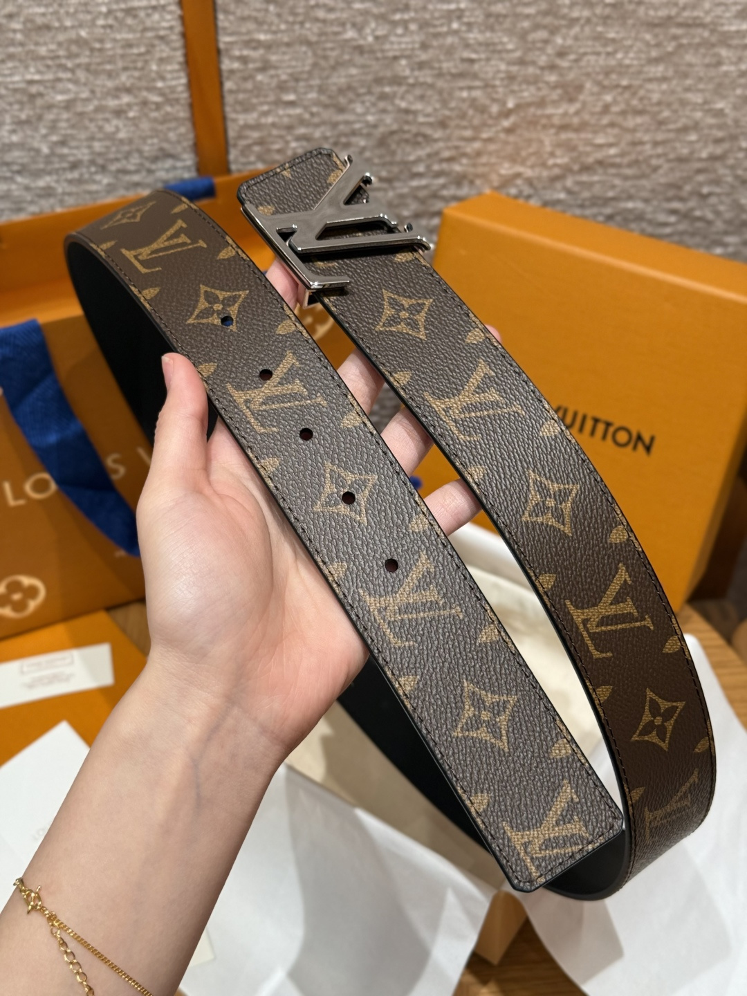 루이비통 이니셜 버클 모노그램 에클립스 40mm 벨트 상세 이미지 5