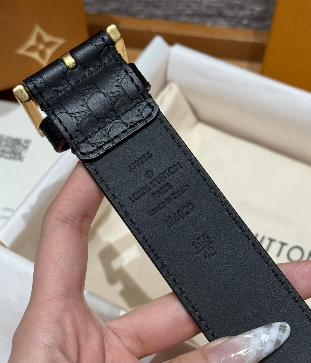 루이비통 35mm 핀 버클 가죽 벨트 상세 이미지 9