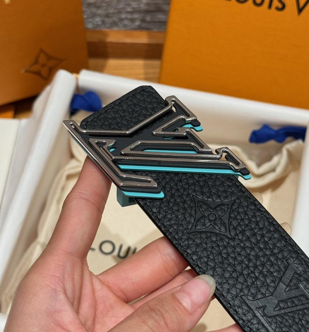 루이비통 JD350 이니셜 40mm 리버시블 소가죽 벨트 상세 이미지 7