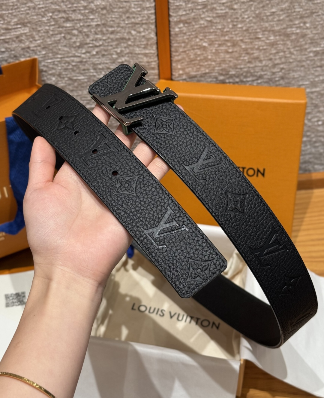 루이비통 TAURILLON 40mm 리버시블 벨트 상세 이미지 5