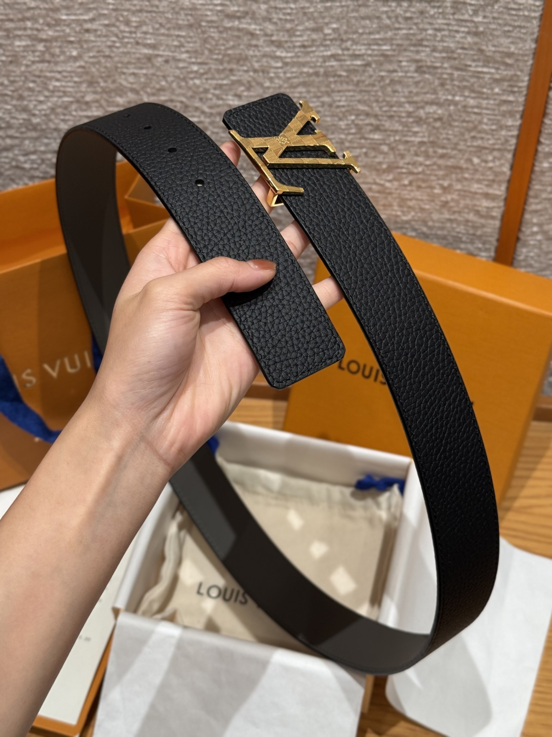 루이비통 토리용 40mm 리버시블 벨트 상세 이미지 5