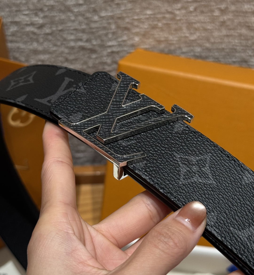 루이비통 쉐이크 40mm 양면 벨트 상세 이미지 4