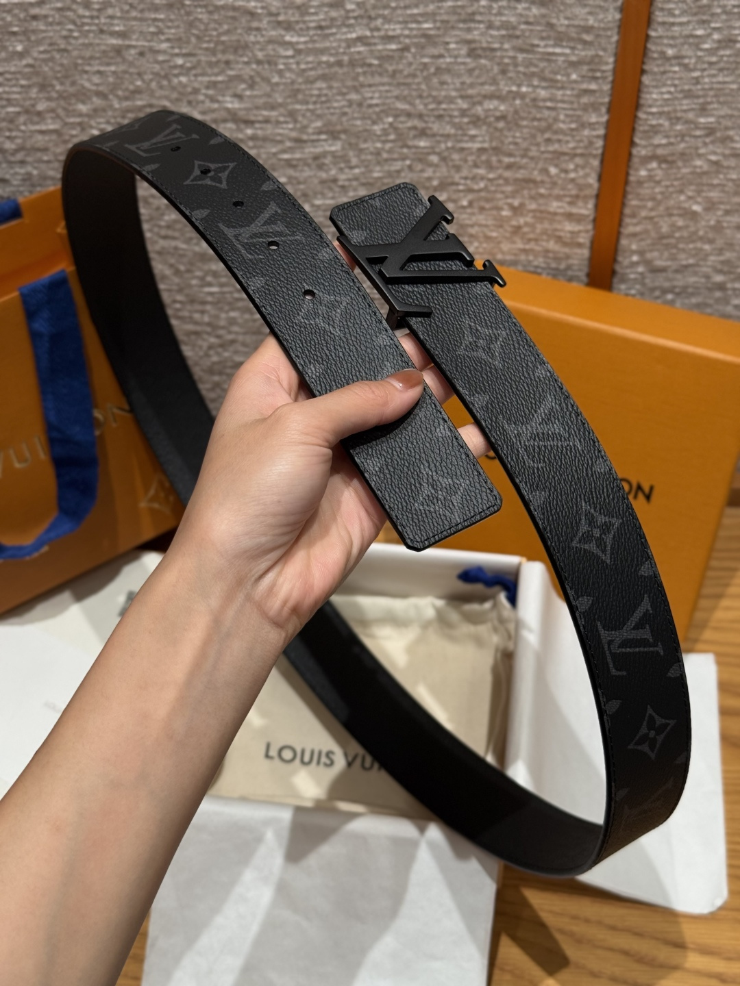 루이비통 셰이크 40mm 리버시블 벨트 상세 이미지 6