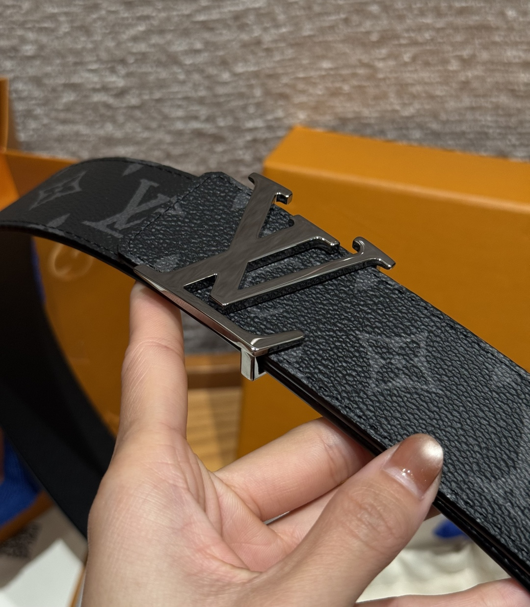 루이비통 쉐이크 40mm 리버시블 벨트 상세 이미지 4