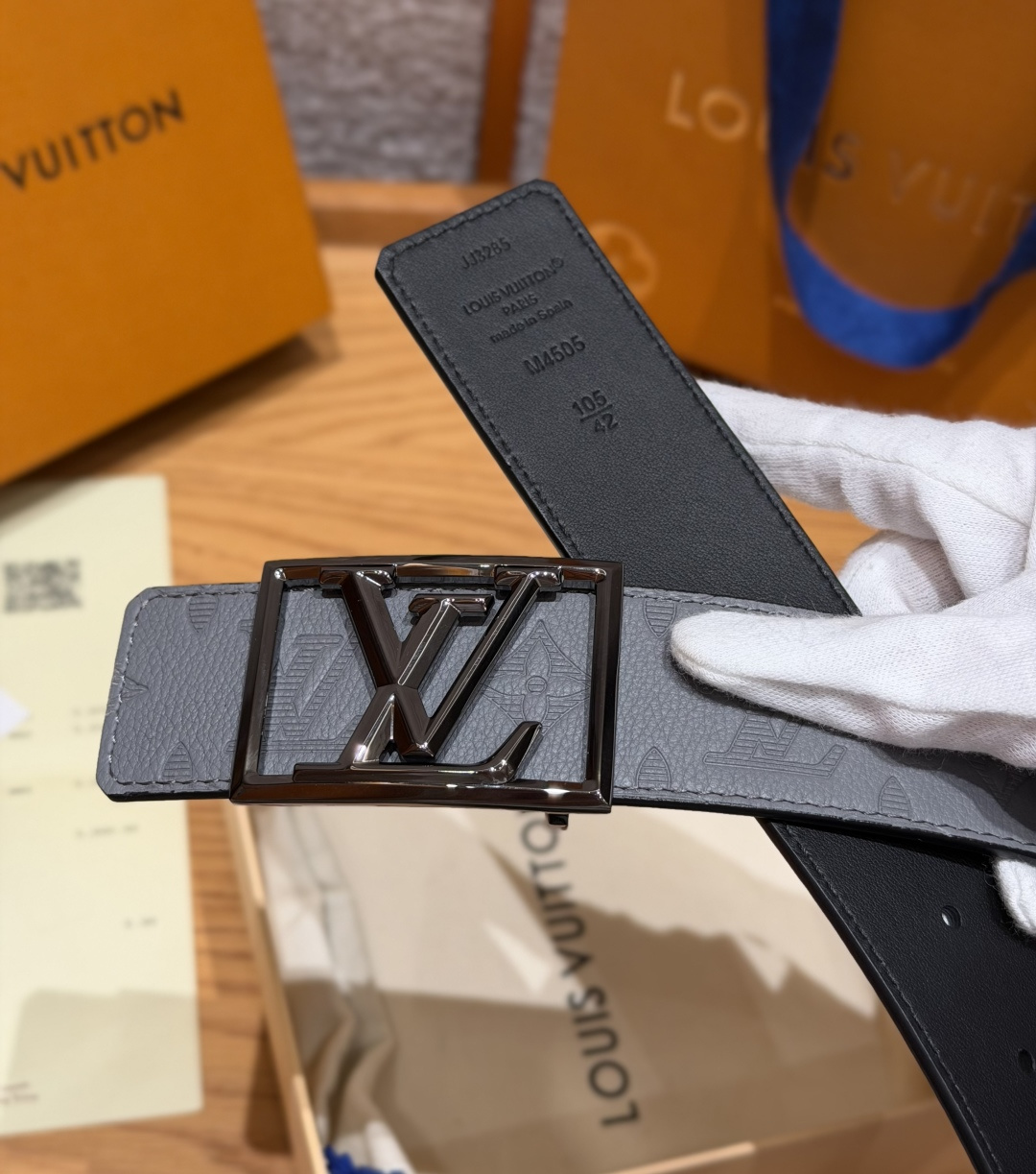 루이비통 피라미드 40mm 모노그램 엠보 소가죽 벨트 상세 이미지 7