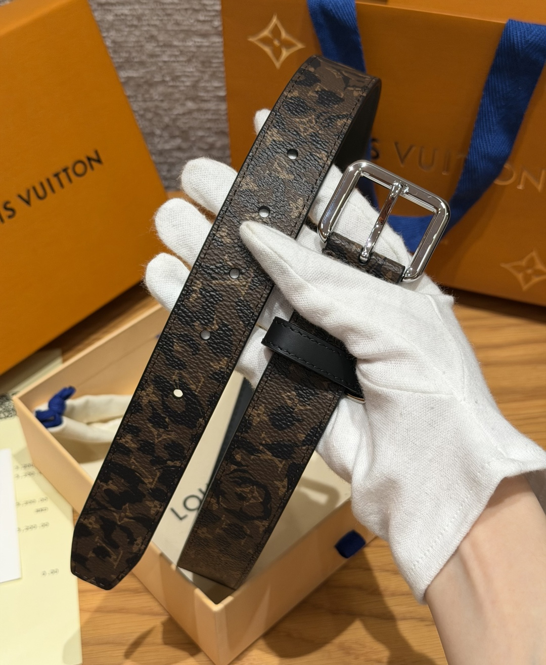 루이비통 세안치우르 30mm 모노그램 표범 패턴 벨트 상세 이미지 6