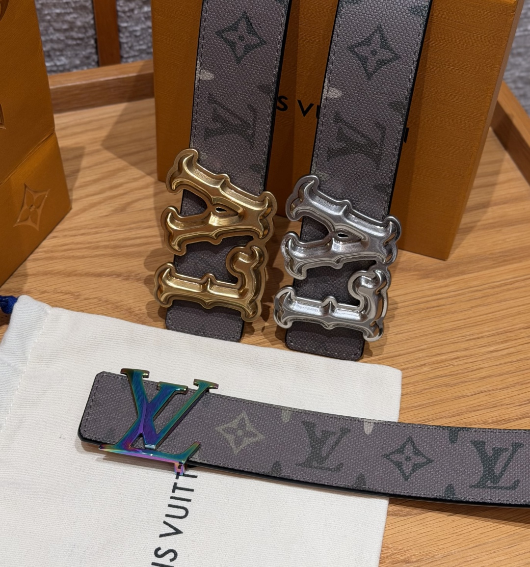 루이비통 LV 스크립트 리버시블 벨트 상세 이미지 3