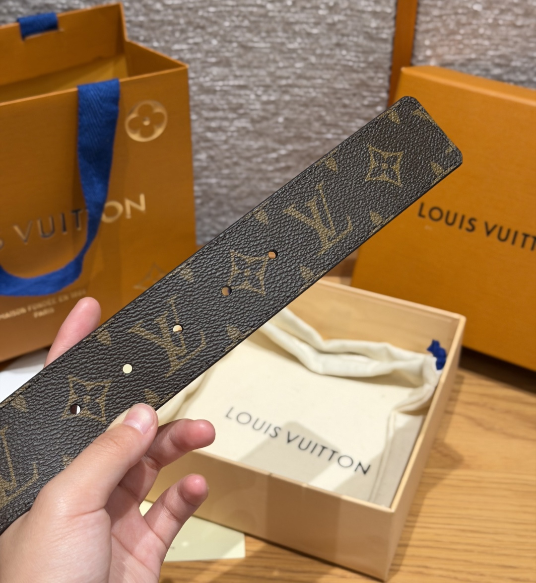 루이비통 모노그램 LV 메탈 버클 벨트 상세 이미지 3