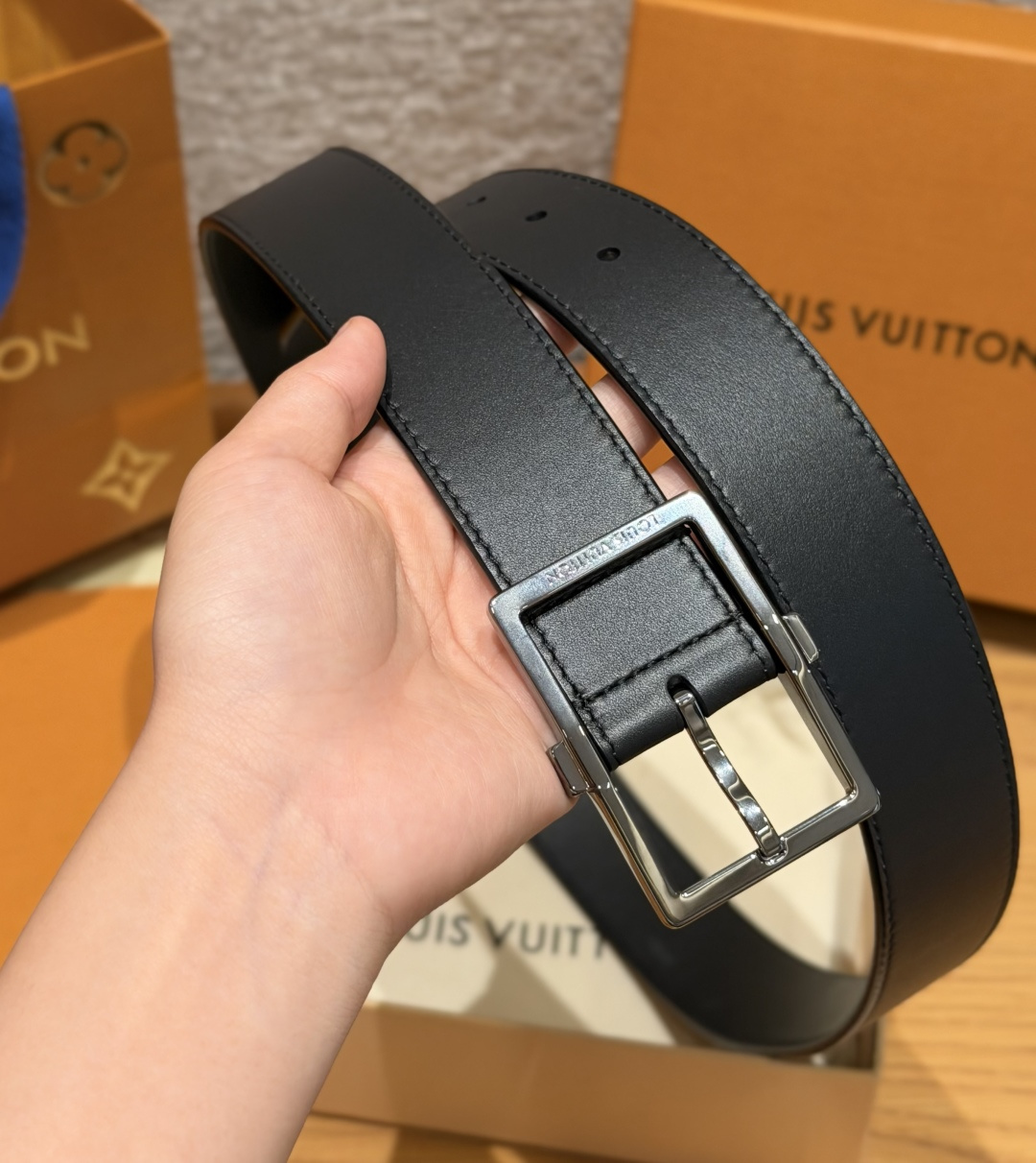 루이비통 LV 폰느프 35mm 편면 가죽 벨트 상세 이미지 8