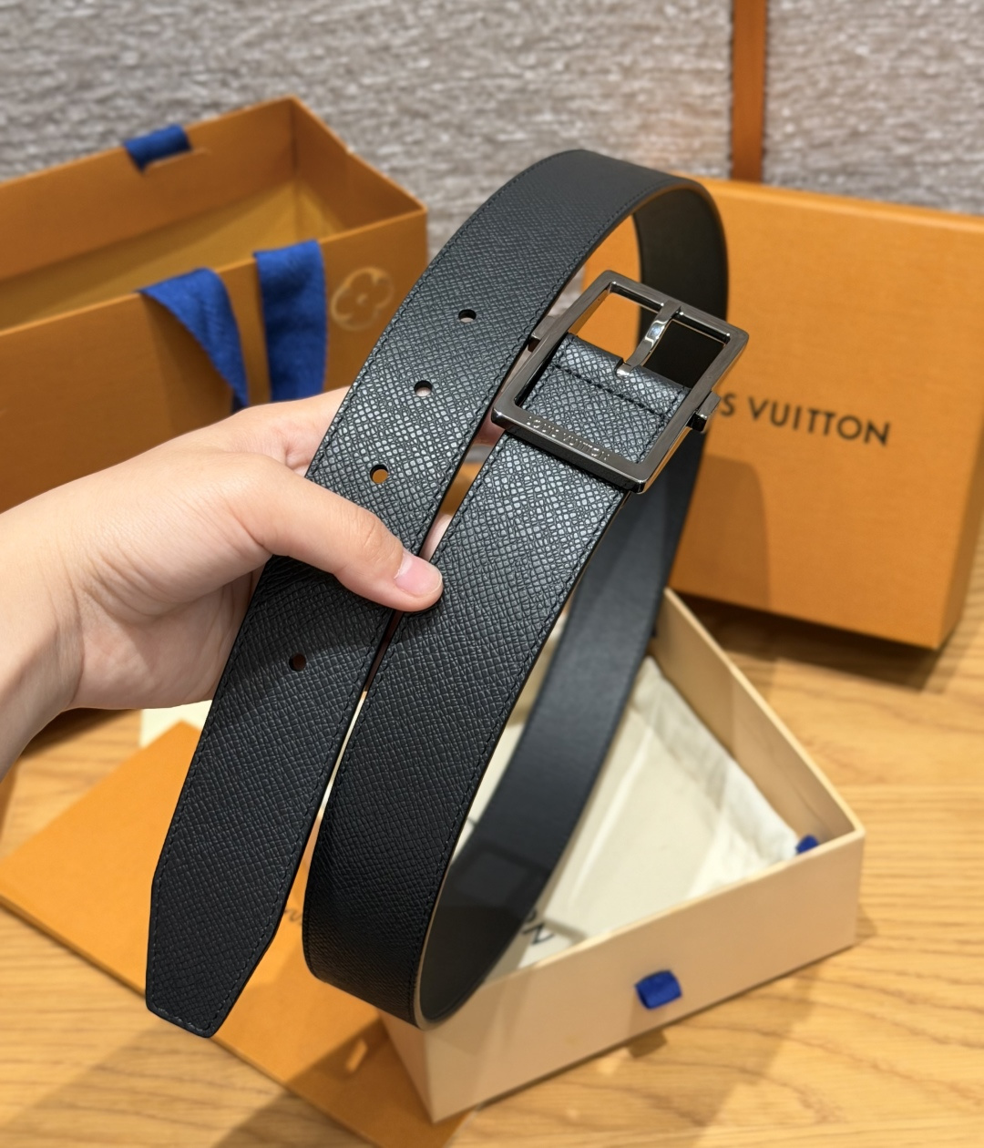 루이비통 폰누프 35mm 트리옹 가죽 벨트 상세 이미지 9