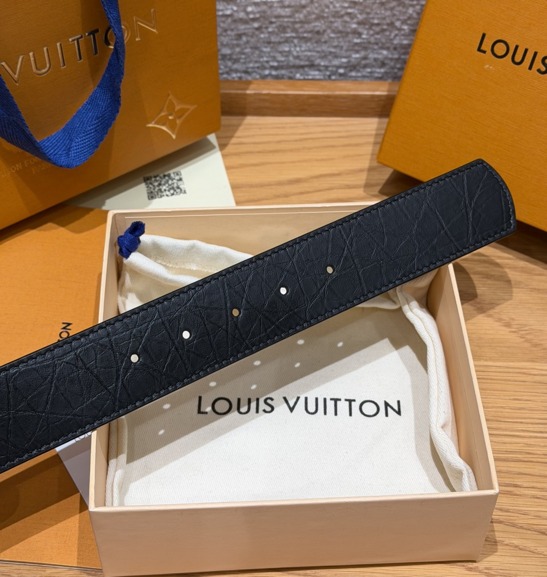 루이비통 LV 이니셜 40mm 토리옹 가죽 벨트 상세 이미지 7