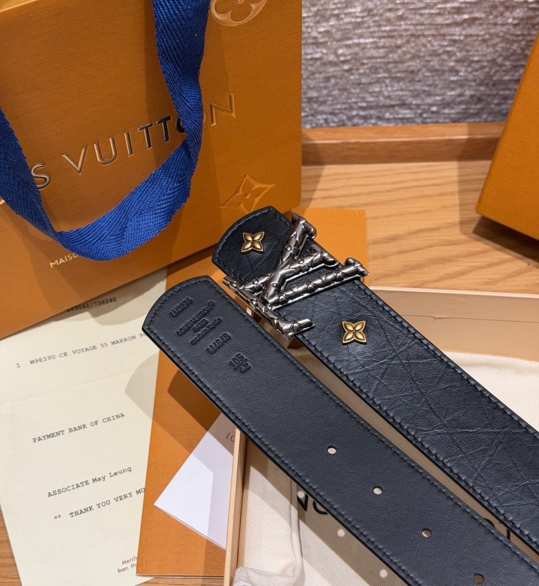 루이비통 LV 이니셜 40mm 모노그램 스터드 벨트 상세 이미지 9