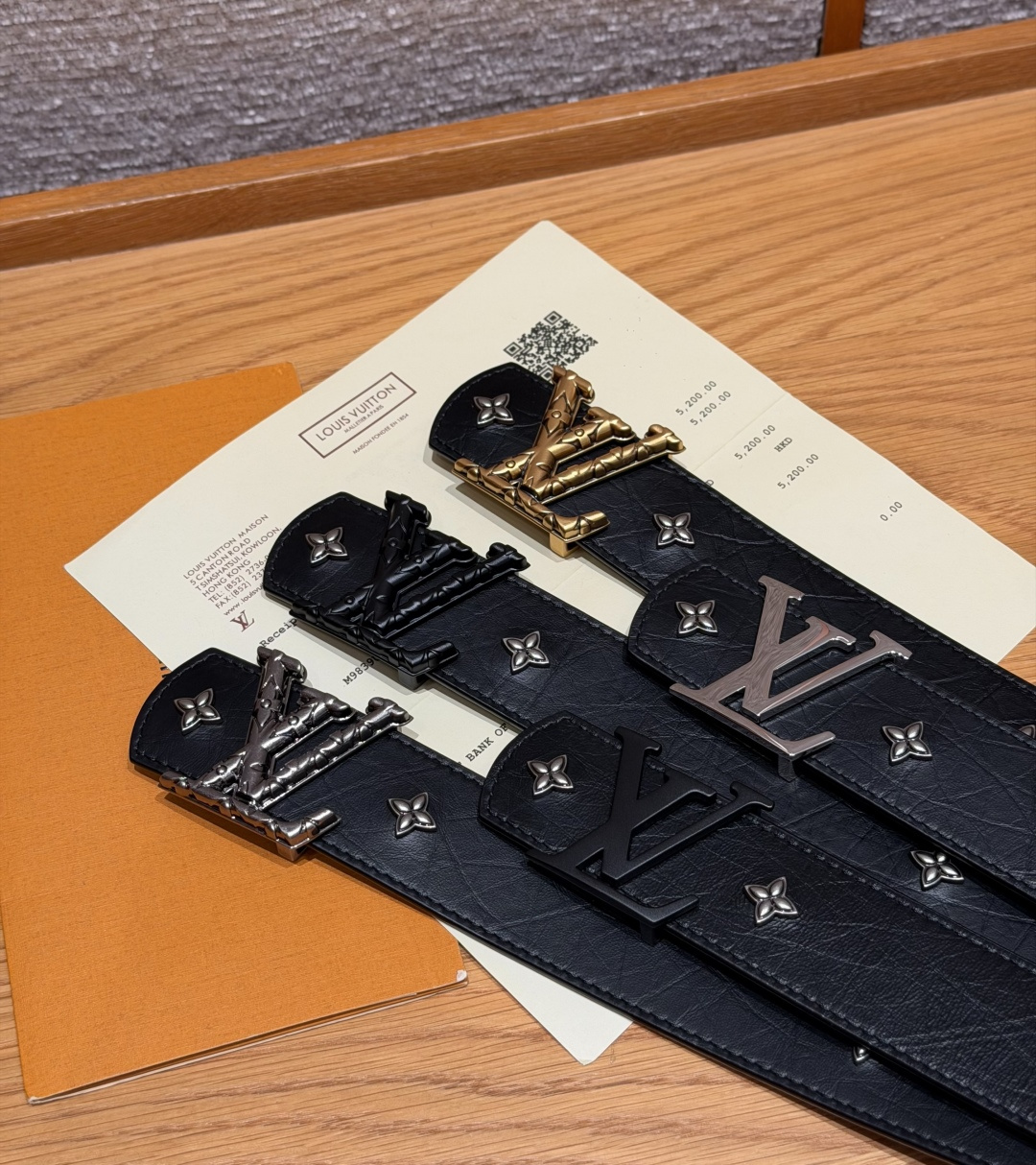 루이비통 LV 이니셜 트리욘 가죽 벨트 상세 이미지 3