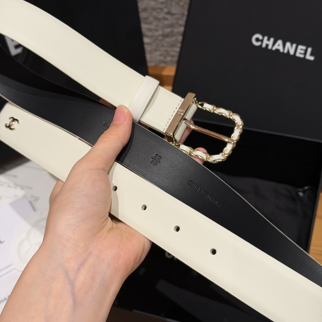 香家 Calfskin & Metal Belt 30mm 皮质腰带 采用光滑小牛皮打造