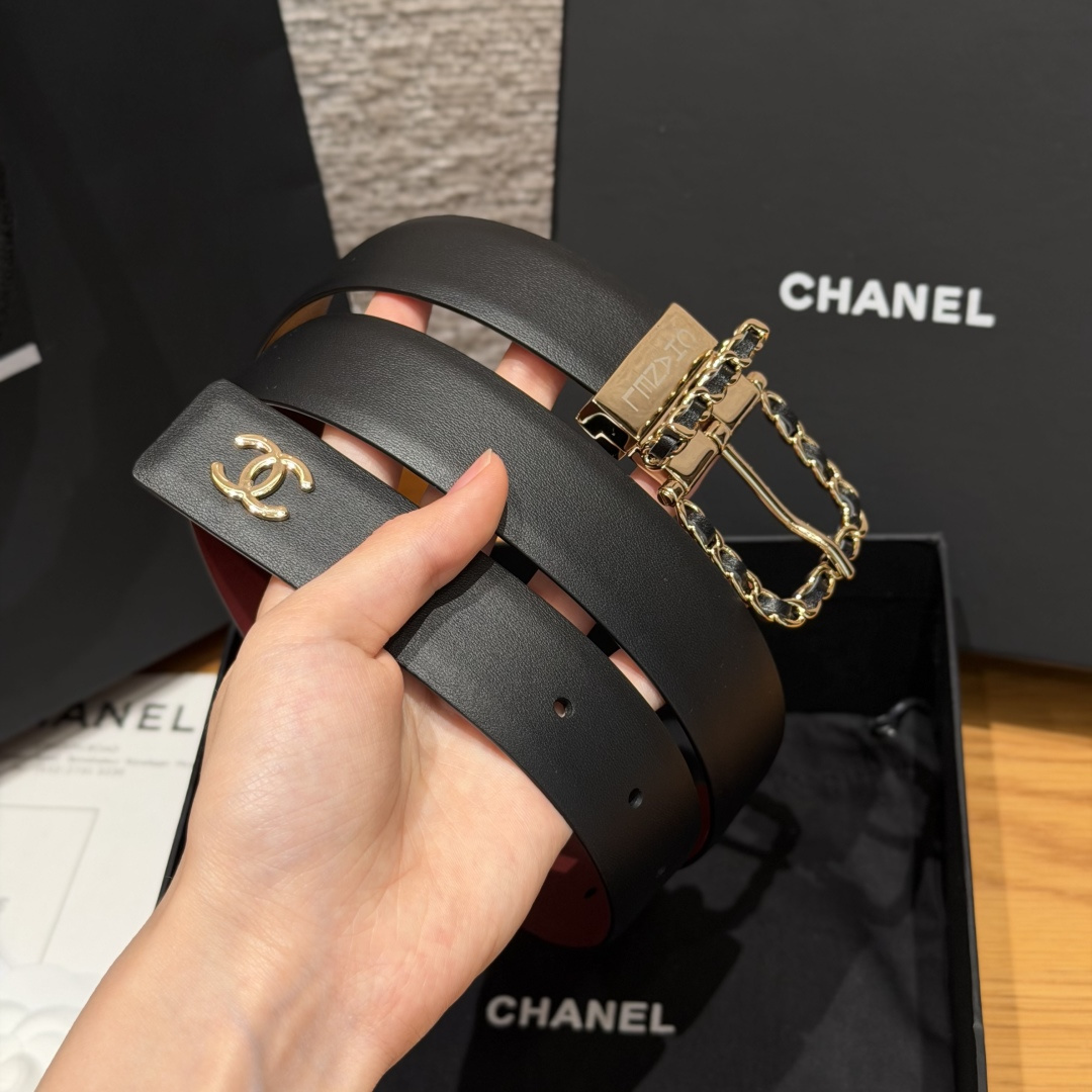 香家 Calfskin & Metal Reversible Belt 30mm 双面皮质腰带 皮质腰带