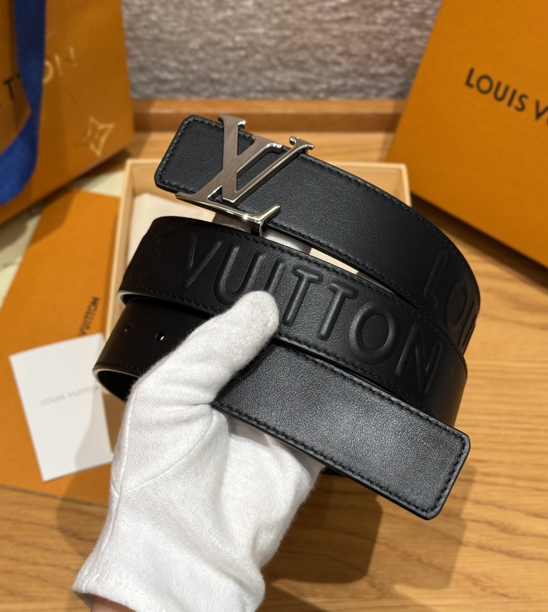 루이비통 LV커넥트 리버시블 벨트 40mm 상세 이미지 2