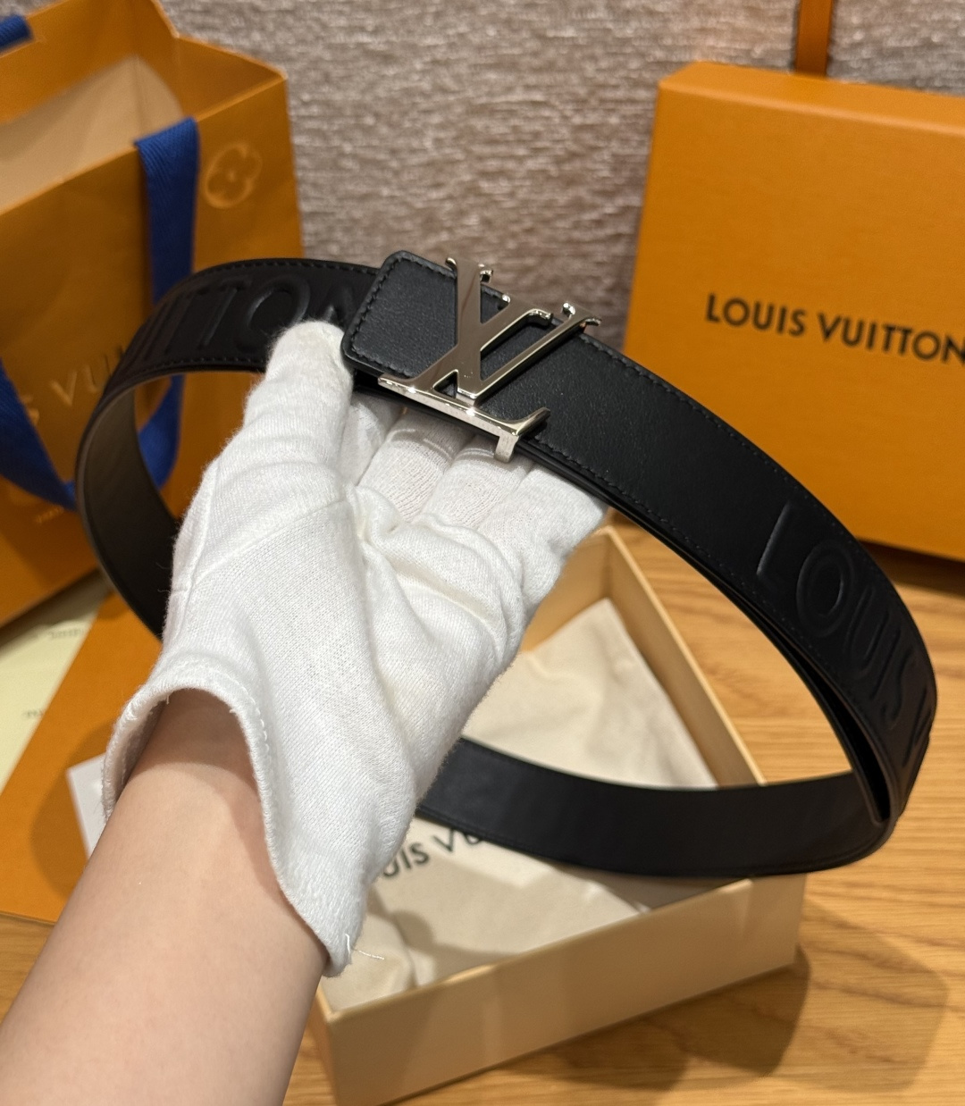 루이비통 LV커넥트 리버시블 벨트 40mm 상세 이미지 7