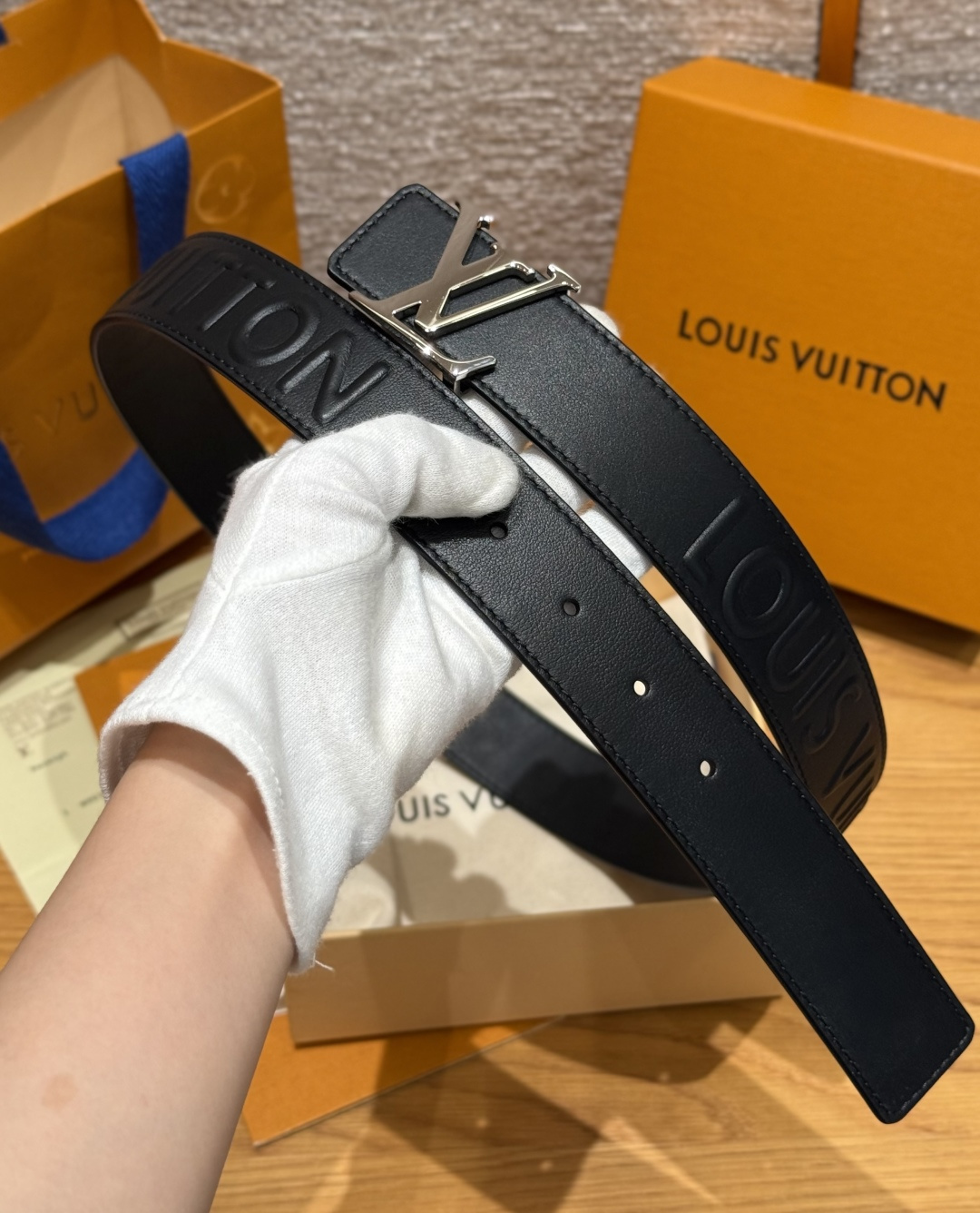 루이비통 LV커넥트 리버시블 벨트 40mm 상세 이미지 9