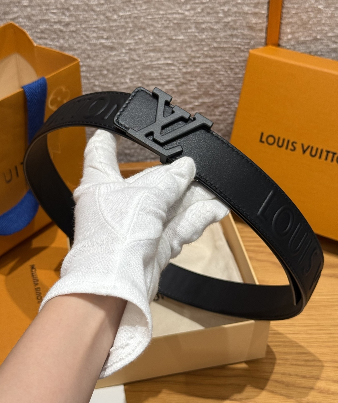 루이비통 LV 커넥트 40mm 리버서블 벨트 상세 이미지 8
