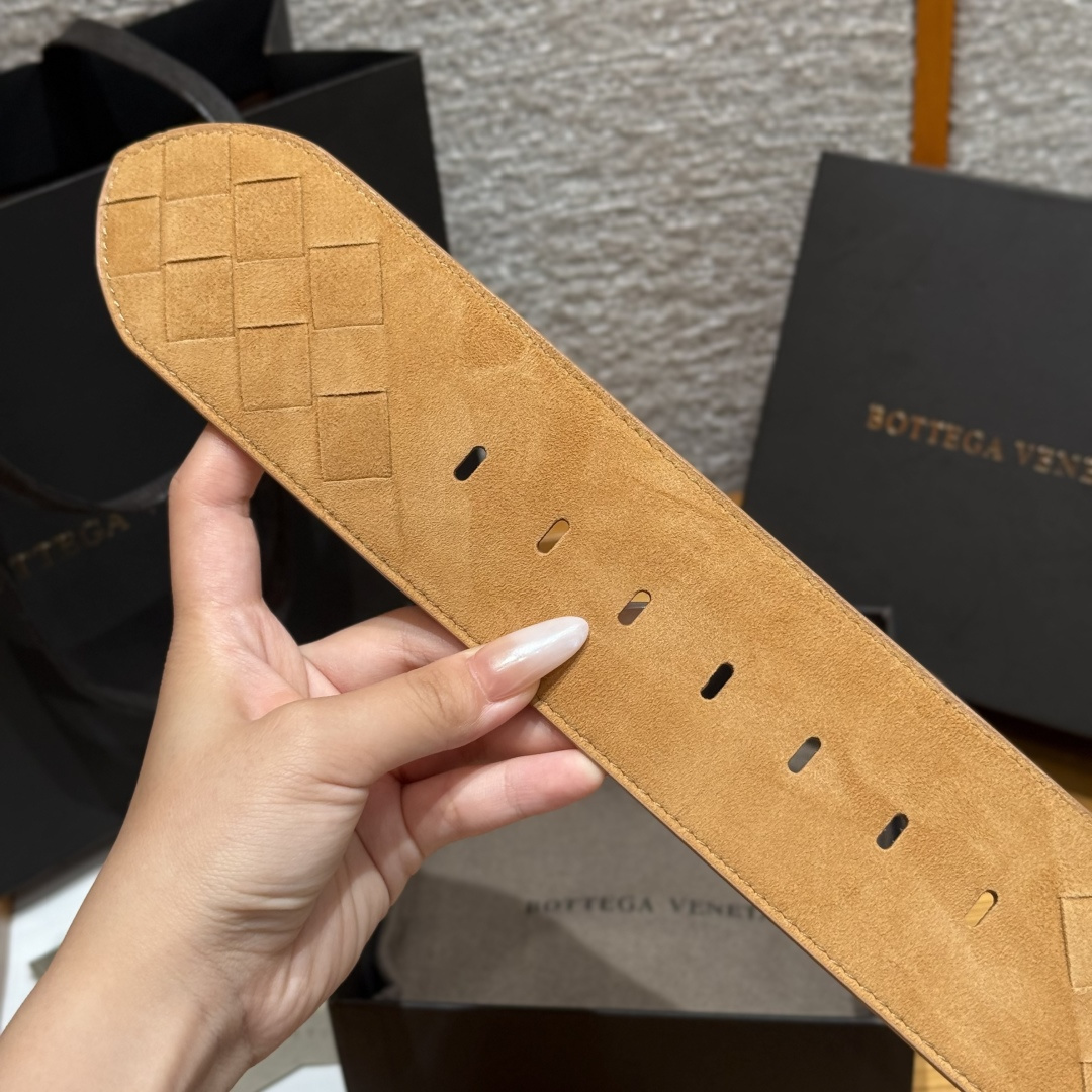 보테가베네타 브로큰업 인트레치오 스웨이드 벨트 상세 이미지 7