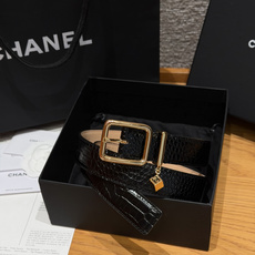 香家✨ Leather Belt with CC Charm,Crocodile Embossed Ca 香家✨ Leather Belt with CC Charm,Crocodile Embossed Ca
