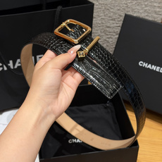 香家✨ Leather Belt with CC Charm,Crocodile Embossed Ca 香家✨ Leather Belt with CC Charm,Crocodile Embossed Ca