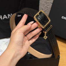香家✨ Leather Belt with CC Charm,Crocodile Embossed Ca 香家✨ Leather Belt with CC Charm,Crocodile Embossed Ca
