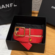 香家✨ Leather Belt with CC Charm,Crocodile Embossed Ca 香家✨ Leather Belt with CC Charm,Crocodile Embossed Ca
