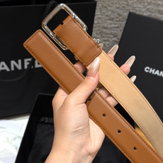 香家✨Leather Belt with CC Charm, Calfskin 30mm 带双C吊饰的皮 香家✨Leather Belt with CC Charm, Calfskin 30mm 带双C吊饰的皮