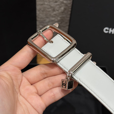 香家✨Leather Belt with CC Charm, Calfskin 30mm 带双C吊饰的皮 香家✨Leather Belt with CC Charm, Calfskin 30mm 带双C吊饰的皮