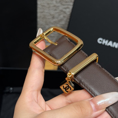 香家✨Leather Belt with CC Charm, Calfskin 30mm 带双C吊饰的皮 香家✨Leather Belt with CC Charm, Calfskin 30mm 带双C吊饰的皮