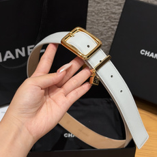 香家✨Leather Belt with CC Charm, Calfskin 30mm 带双C吊饰的皮 香家✨Leather Belt with CC Charm, Calfskin 30mm 带双C吊饰的皮