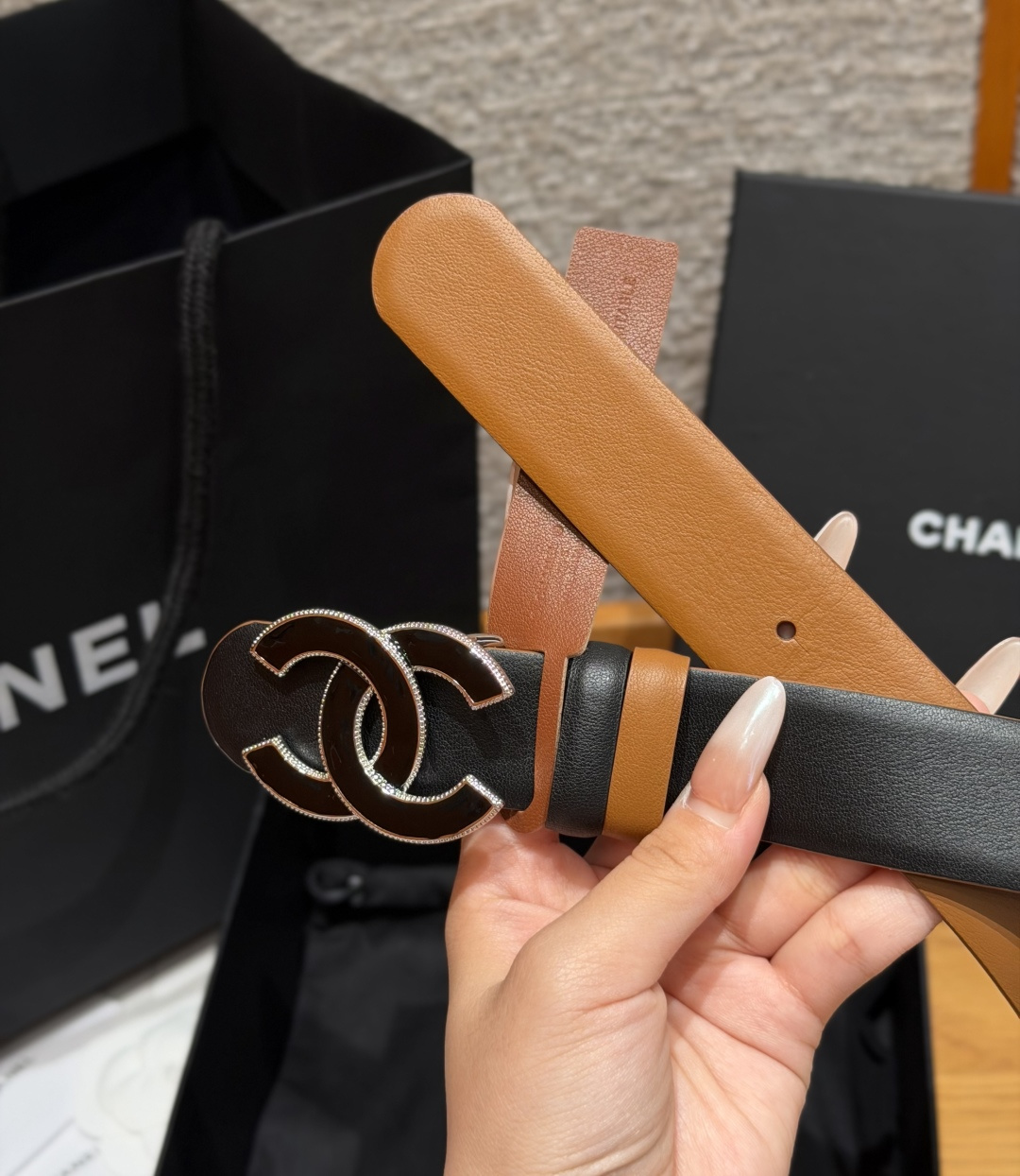 -香家✨双面小牛皮扣腰带系列 Ceinture 30 mm Réversible en Cuir de -香家✨双面小牛皮扣腰带系列 Ceinture 30 mm Réversible en Cuir de