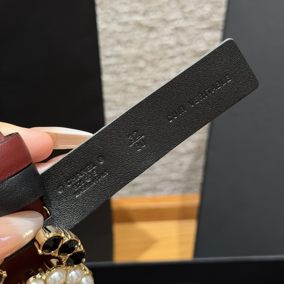 -香家✨双面小牛皮扣腰带系列 Ceinture 30 mm Réversible en Cuir de -香家✨双面小牛皮扣腰带系列 Ceinture 30 mm Réversible en Cuir de