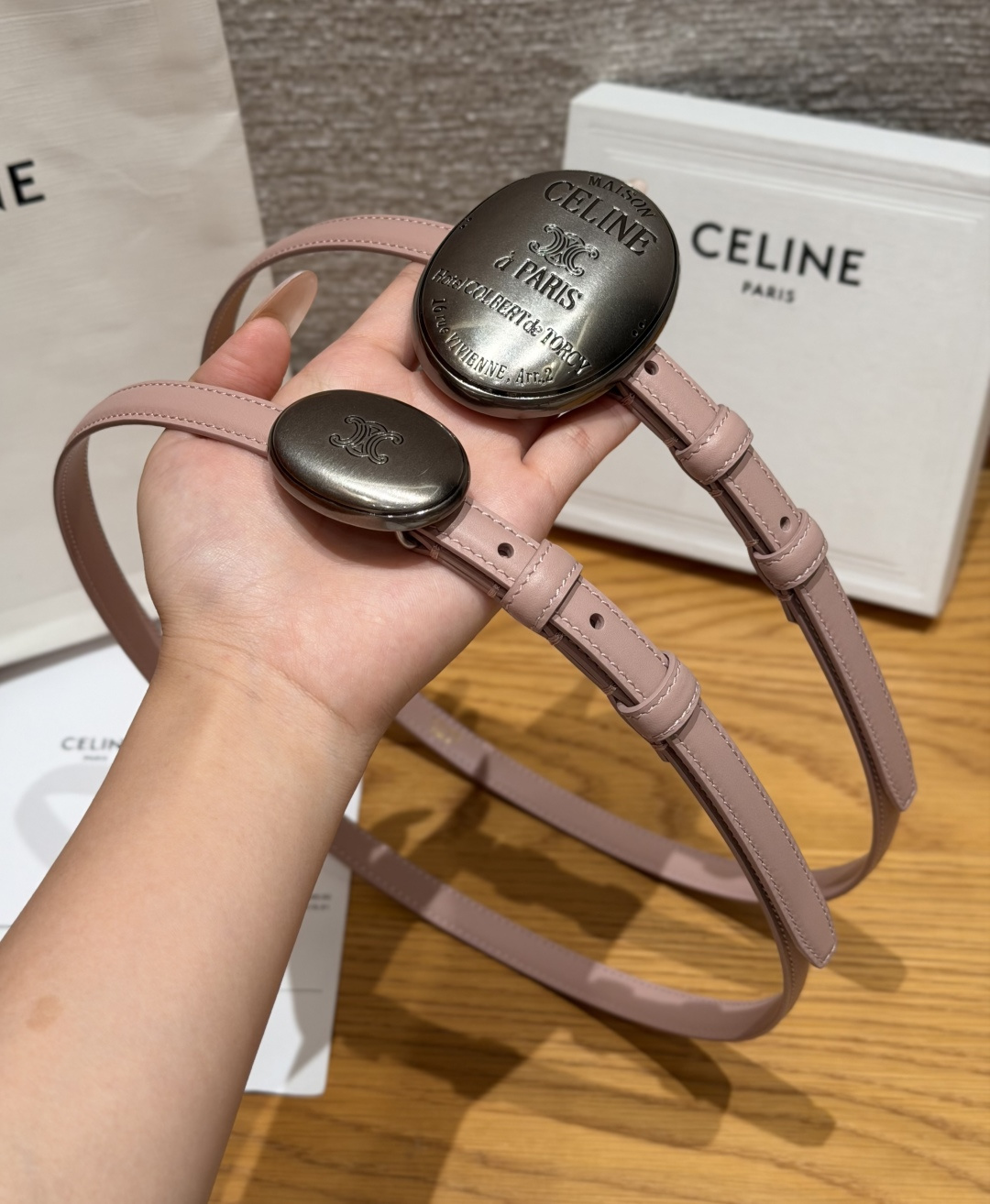 셀린느 13mm 빈티지 타원형 버클 가죽 벨트 상세 이미지 5