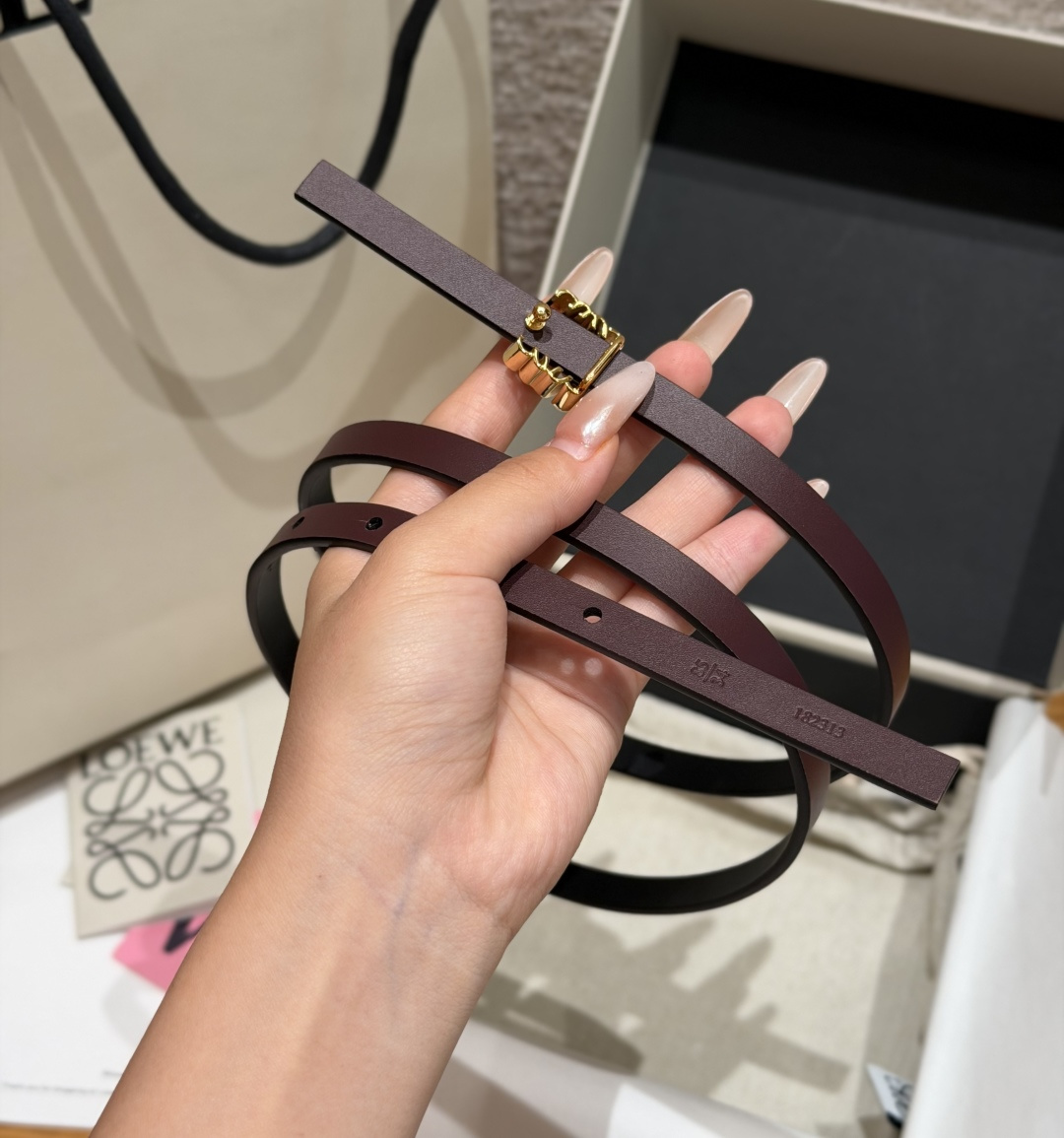 意威家✨ Reversible Anagram Belt in Smooth Calfskin 10mm