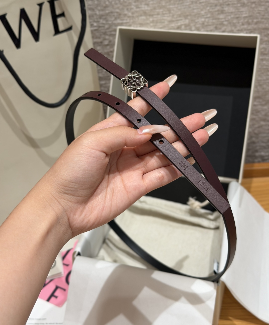 意威家✨ Reversible Anagram Belt in Smooth Calfskin 10mm