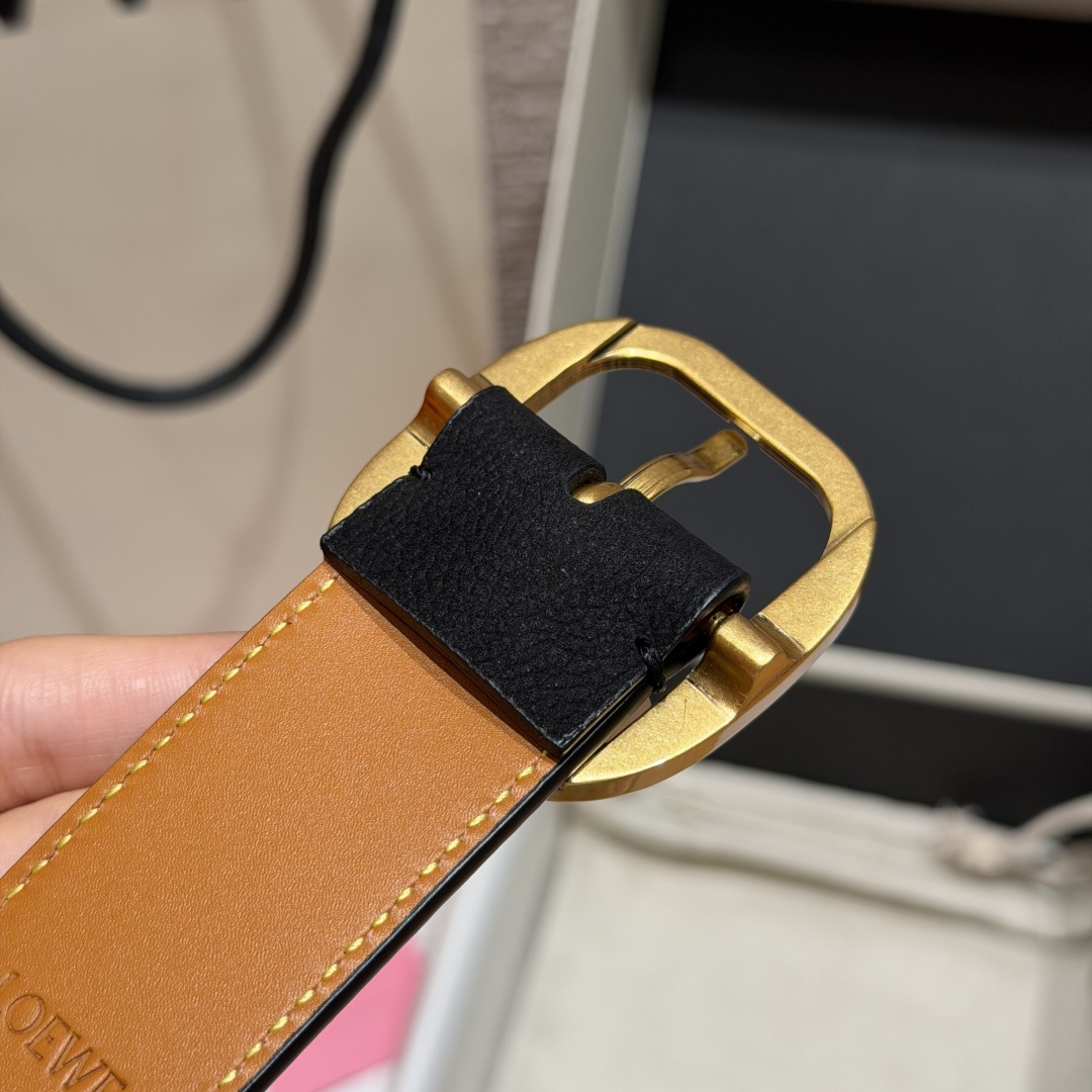 意威家✨ Rounded soft belt in nubuck calfskin 10mm 牛巴革柔软