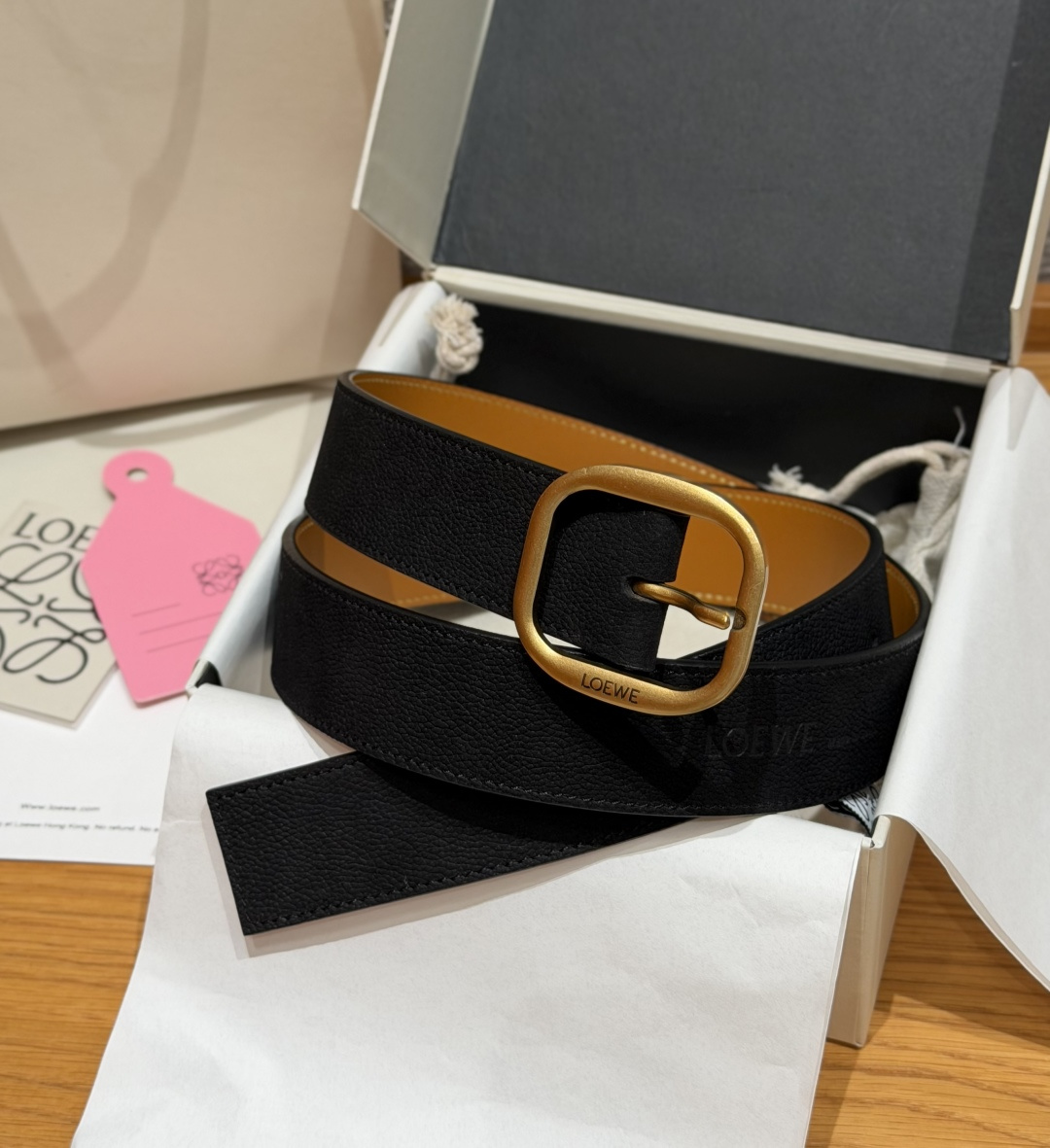 意威家✨ Rounded soft belt in nubuck calfskin 10mm 牛巴革柔软