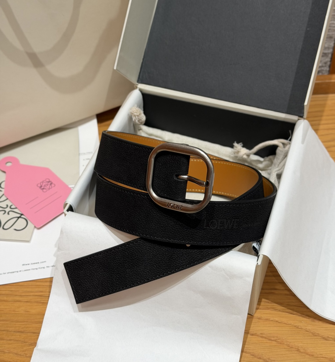 意威家✨ Rounded soft belt in nubuck calfskin 10mm 牛巴革柔软 意威家✨ Rounded soft belt in nubuck calfskin 10mm 牛巴革柔软
