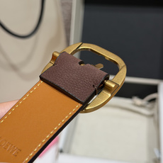 意威家✨ Rounded soft belt in nubuck calfskin 10mm 牛巴革柔软 意威家✨ Rounded soft belt in nubuck calfskin 10mm 牛巴革柔软
