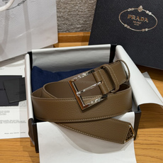 普家✨ Leather Belt 33mm 皮革腰带此款腰带设计简约精致,采用细腻皮革打造,呈现柔软自然 普家✨ Leather Belt 33mm 皮革腰带此款腰带设计简约精致,采用细腻皮革打造,呈现柔软自然