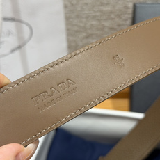 普家✨ Leather Belt 33mm 皮革腰带此款腰带设计简约精致,采用细腻皮革打造,呈现柔软自然 普家✨ Leather Belt 33mm 皮革腰带此款腰带设计简约精致,采用细腻皮革打造,呈现柔软自然